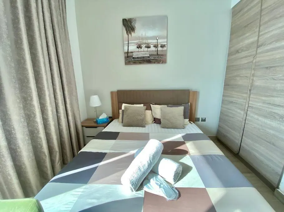 Beautiful Studio Apartment In Dubai Marina