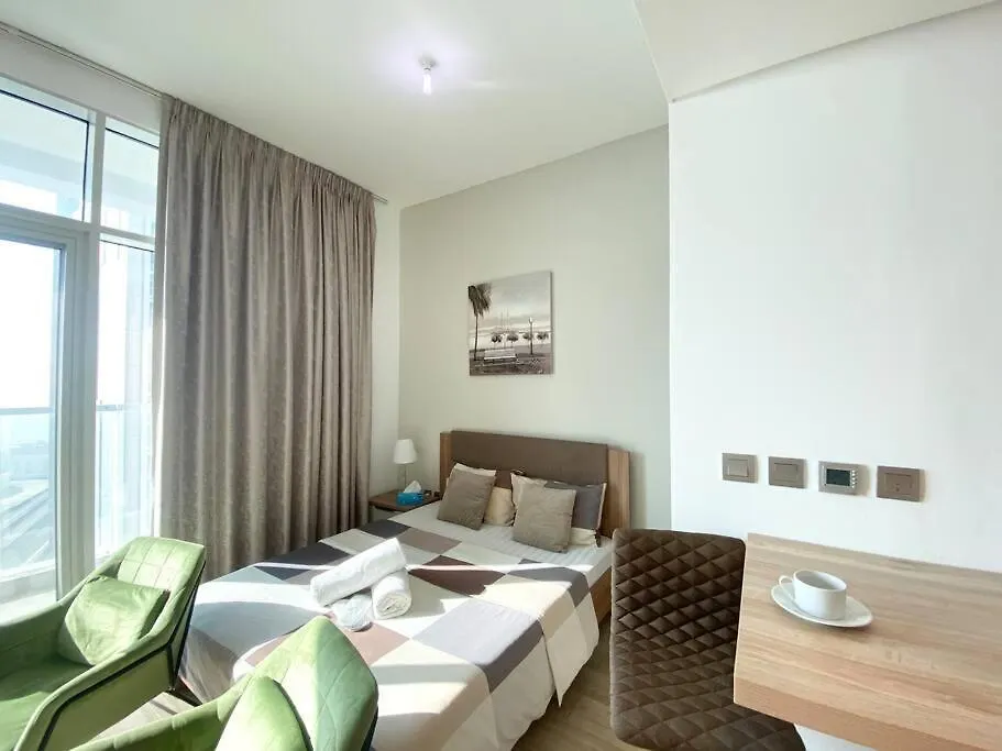 Beautiful Studio Apartment In Dubai Marina United Arab Emirates