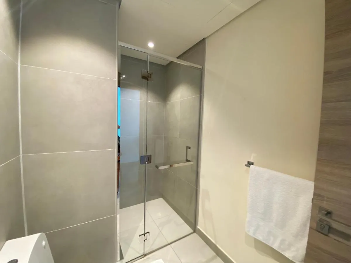 Beautiful Studio Apartment In Dubai Marina 0*,